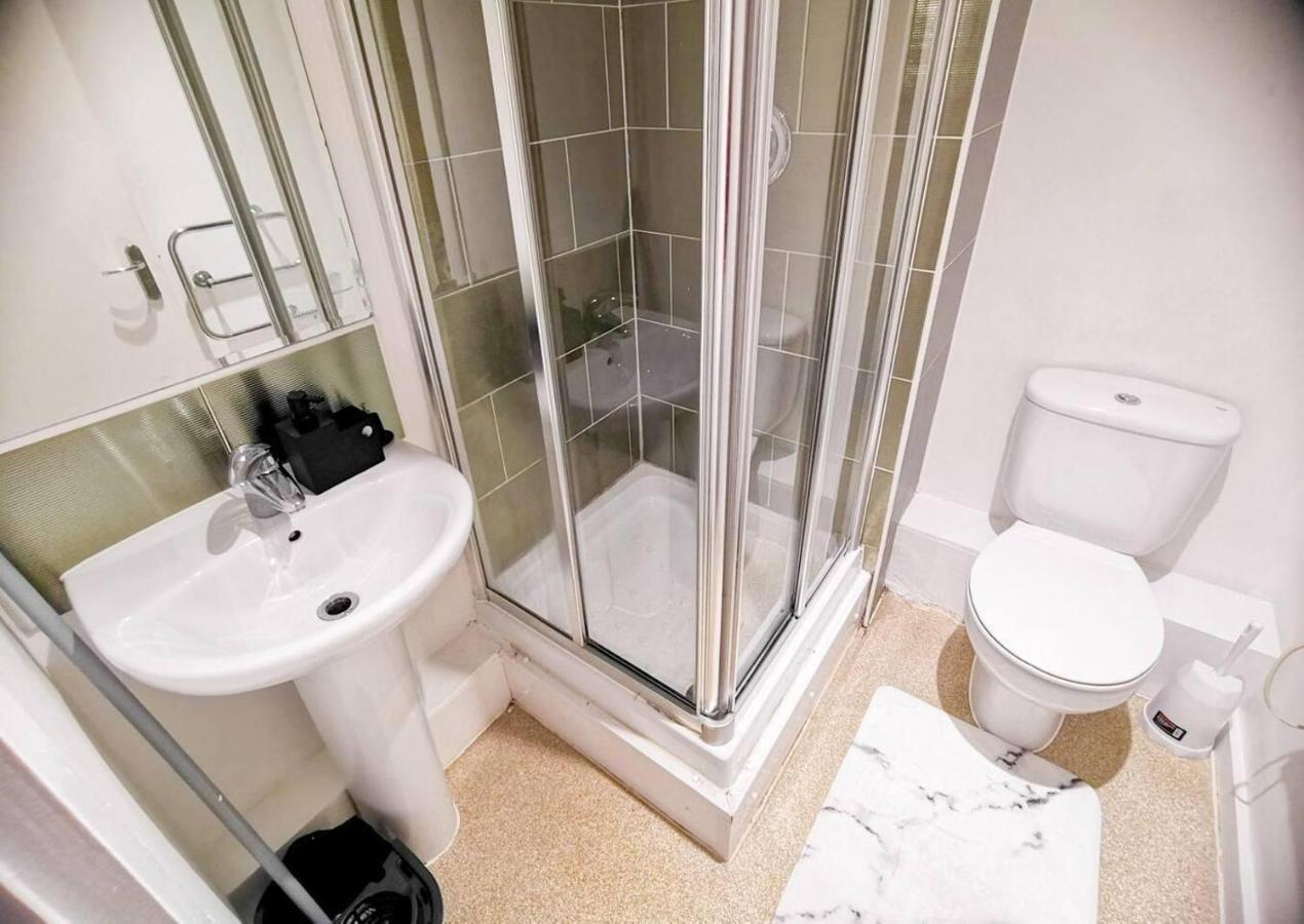 مانشستر 2-Bed Apartment Near City Centre المظهر الخارجي الصورة