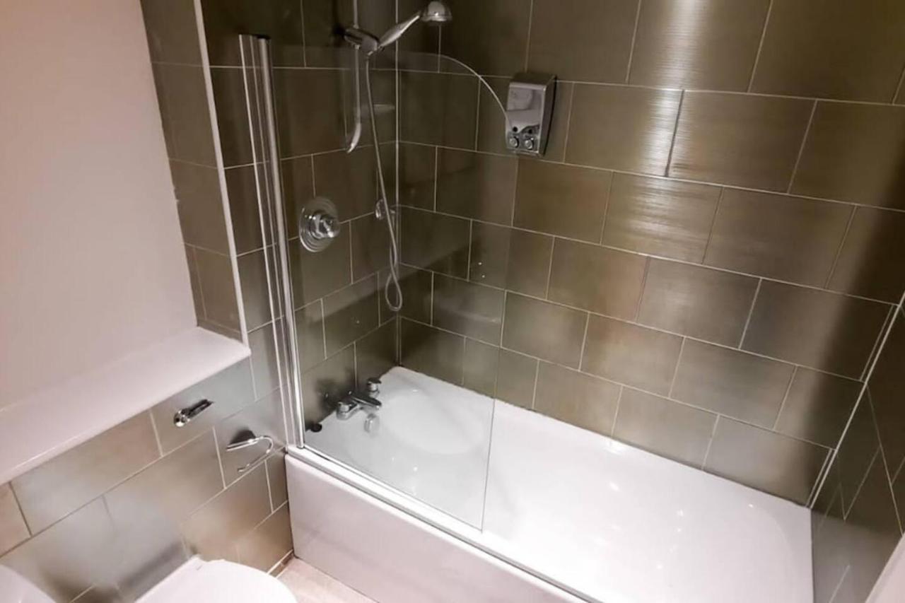 مانشستر 2-Bed Apartment Near City Centre المظهر الخارجي الصورة