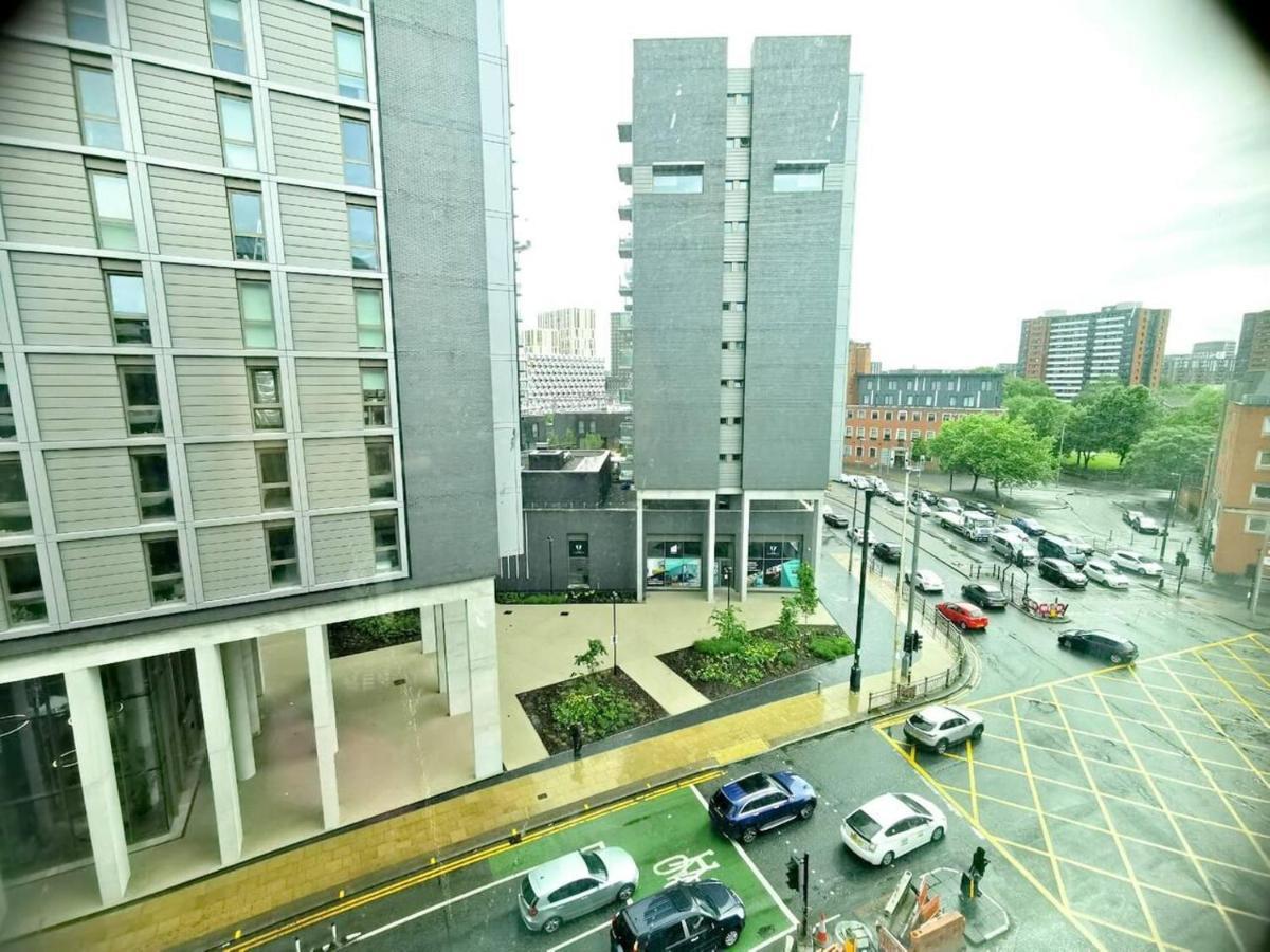 مانشستر 2-Bed Apartment Near City Centre المظهر الخارجي الصورة